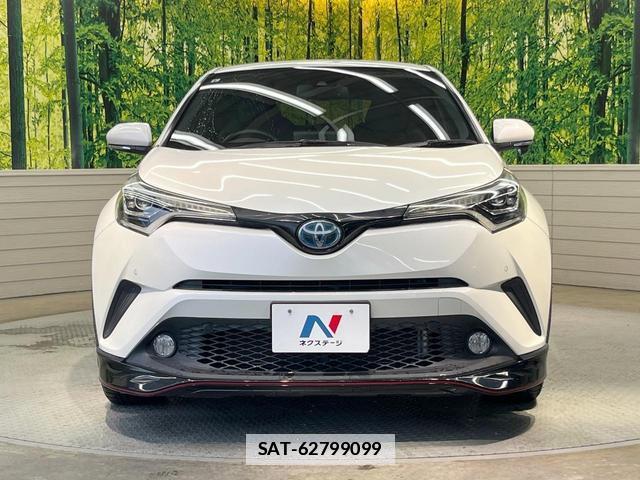 Toyota C-HR 2017-09 7799452-13
