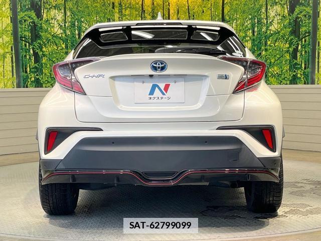 Toyota C-HR 2017-09 7799452-14