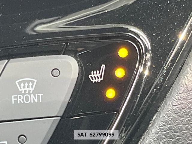Toyota C-HR 2017-09 7799452-5