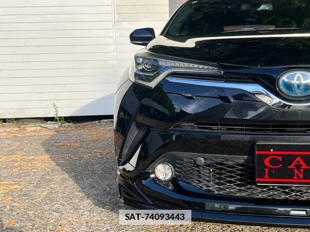 Toyota C-HR 2017-10 7800069-10