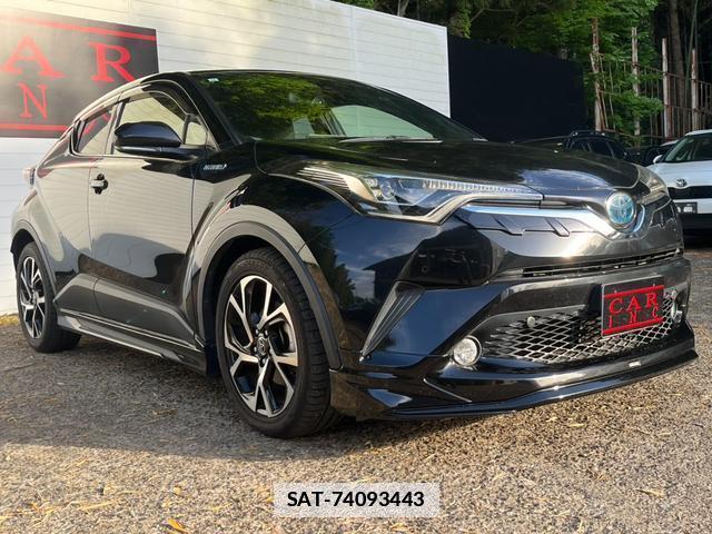 Toyota C-HR 2017-10 7800069-3