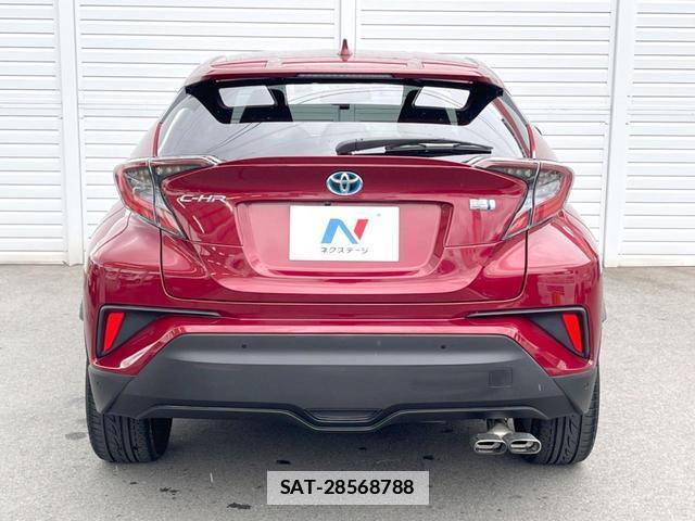 Toyota C-HR 2017-07 7800233-15