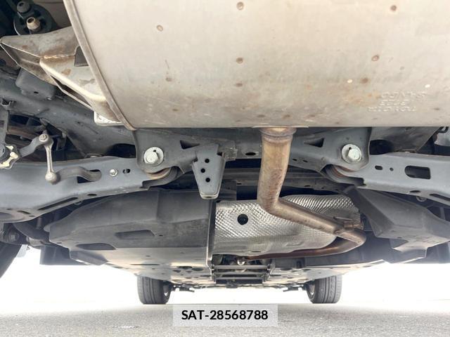 Toyota C-HR 2017-07 7800233-18