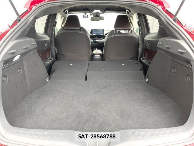 Toyota C-HR 2017-07 7800233-9