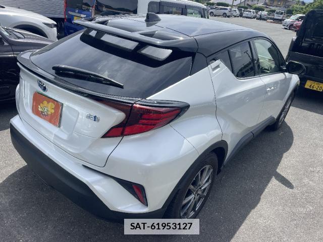 Toyota C-HR 2022-01 7801751-1