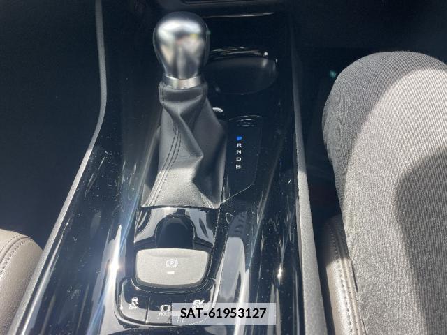Toyota C-HR 2022-01 7801751-18