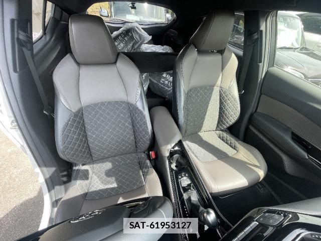 Toyota C-HR 2022-01 7801751-3
