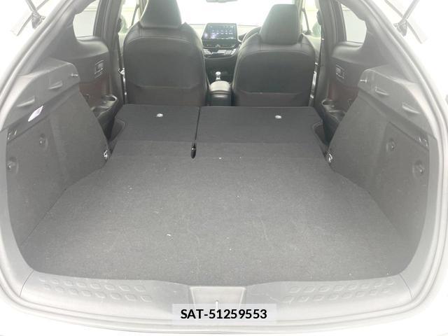 Toyota C-HR 2017-01 7804087-12