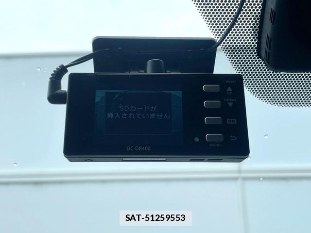 Toyota C-HR 2017-01 7804087-4