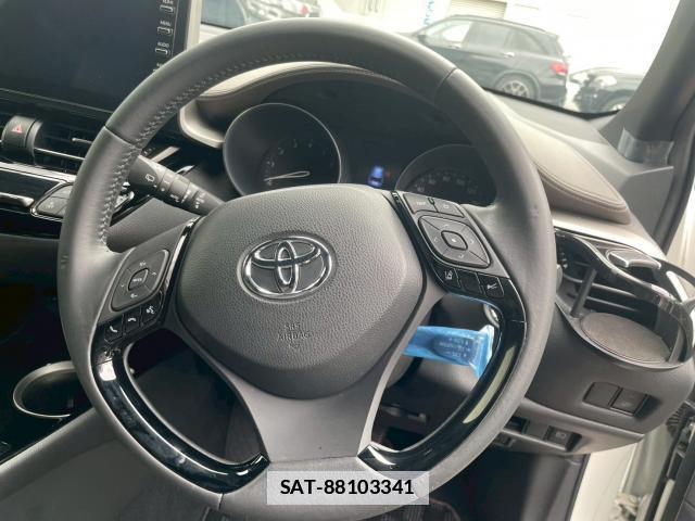 Toyota C-HR 2019-12 7806124-10