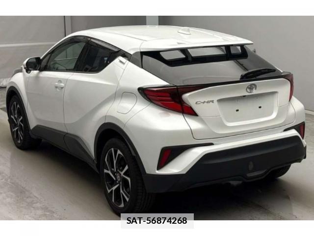 Toyota C-HR 2023-06 7807272-1