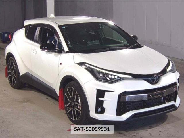 Toyota C-HR 2021-05 7807334-3