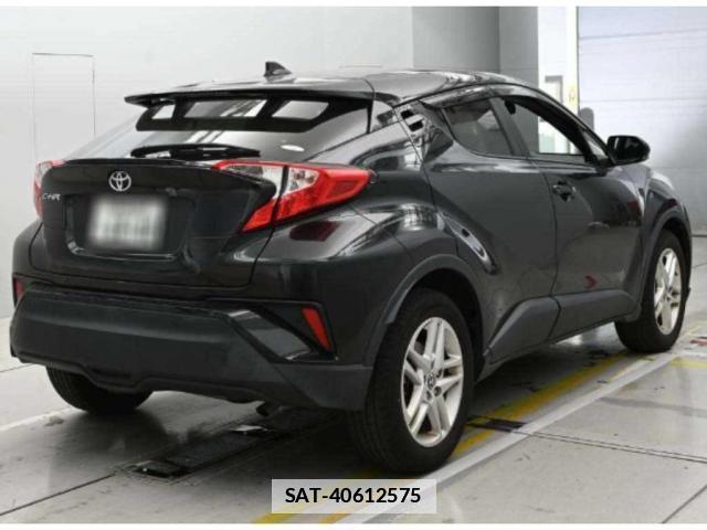 Toyota C-HR 2021-05 7807455-1