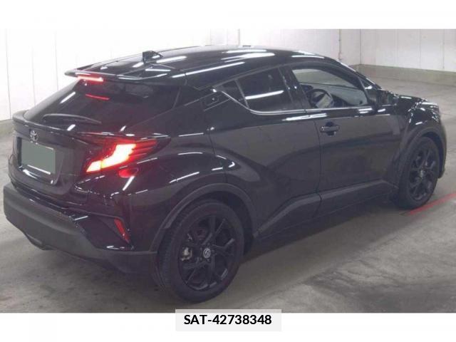 Toyota C-HR 2023-06 7807489-1