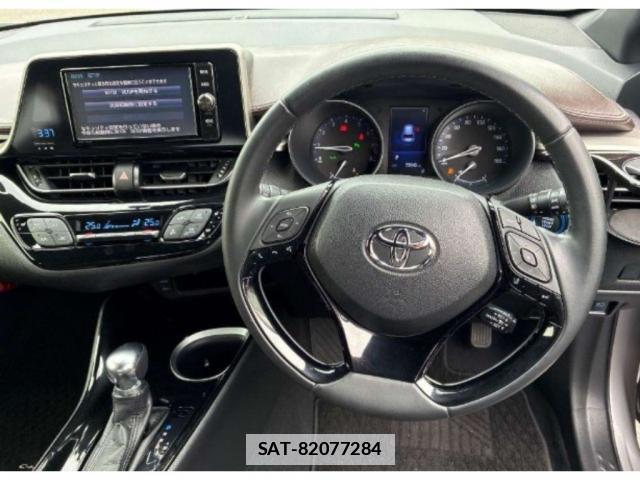 Toyota C-HR 2017-04 7807529-2