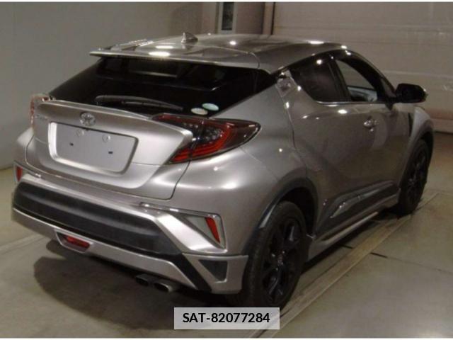 Toyota C-HR 2017-04 7807529-4