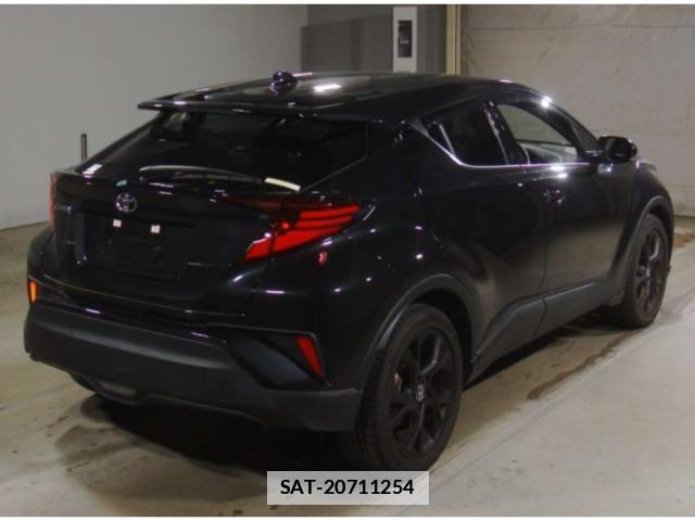 Toyota C-HR 2023-06 7807552-4