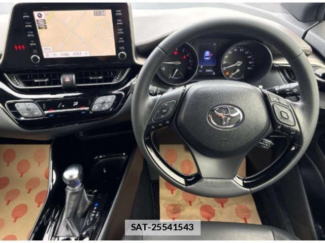 Toyota C-HR 2020-07 7807553-2