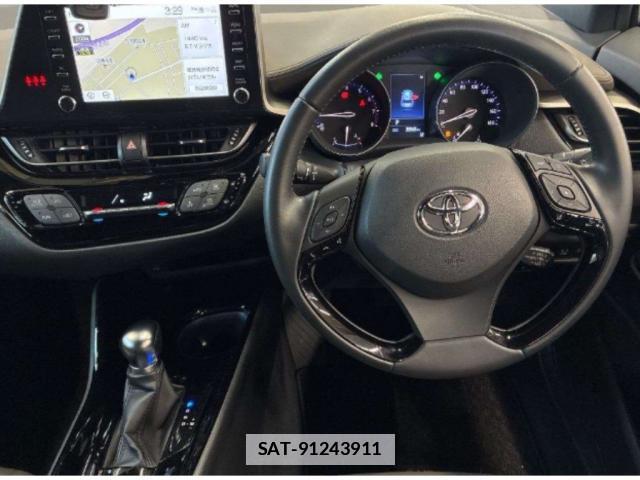 Toyota C-HR 2020-08 7807610-2