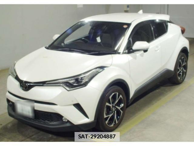 Toyota C-HR 2018-06 7807694-3