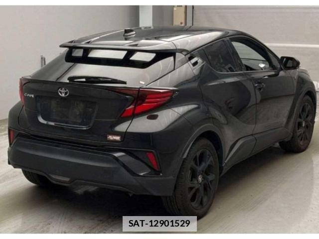 Toyota C-HR 2022-04 7807740-1