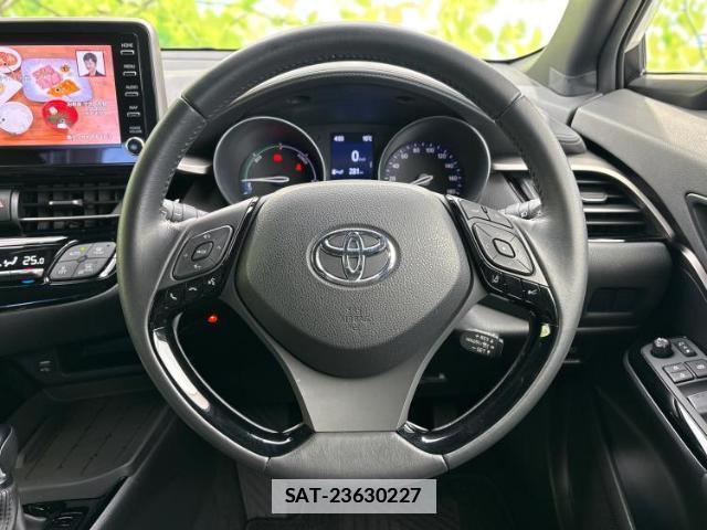 Toyota C-HR 2021-03 7808900-13