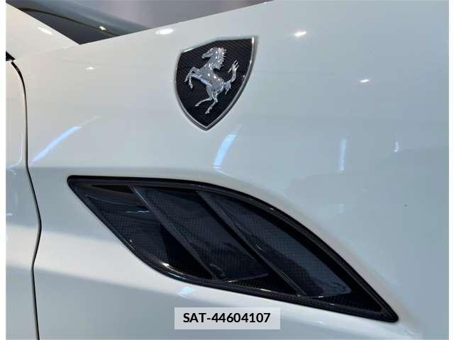 Ferrari California 2011-02 7801779-12