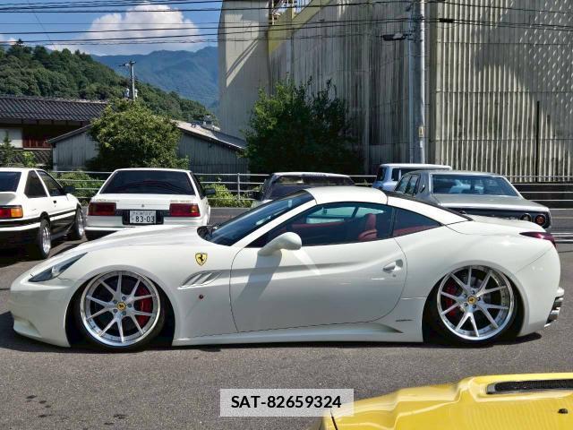Ferrari California 2012-04 7803865-6