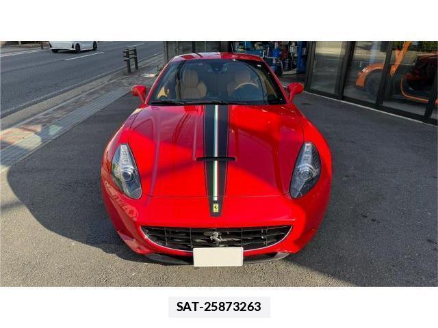 Ferrari California 2010-03 7804004-0
