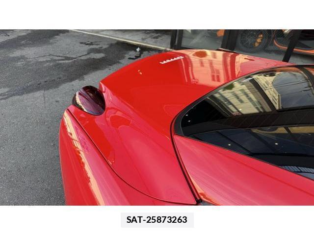Ferrari California 2010-03 7804004-10