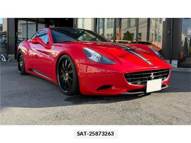 Ferrari California 2010-03 7804004-2