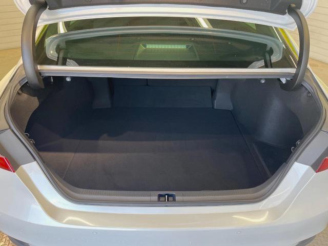Toyota CAMRY 2018-12 7793092-11