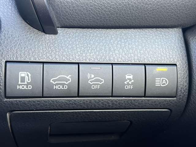 Toyota CAMRY 2018-09 7793692-14