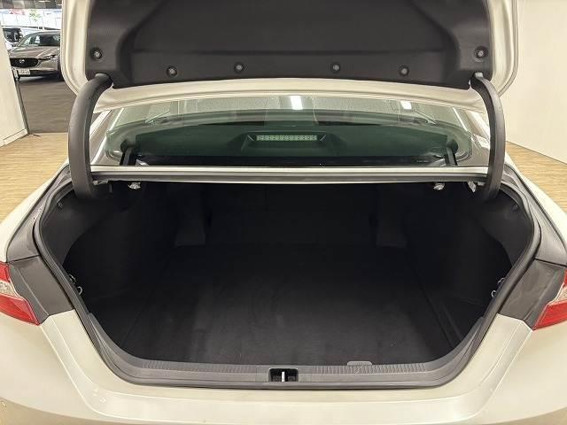 Toyota CAMRY 2019-04 7794855-12