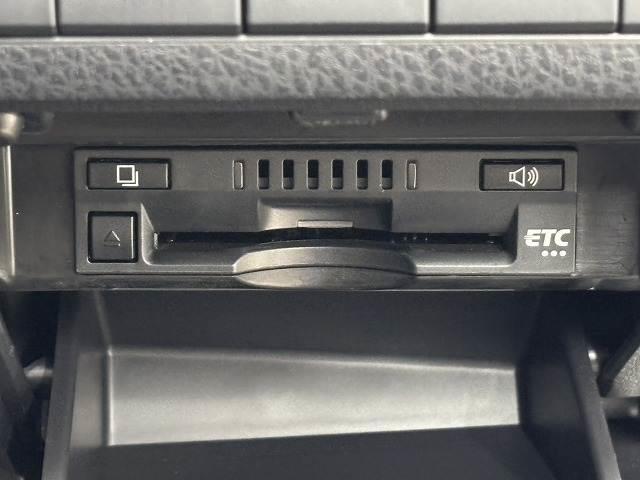 Toyota CAMRY 2019-04 7794855-8