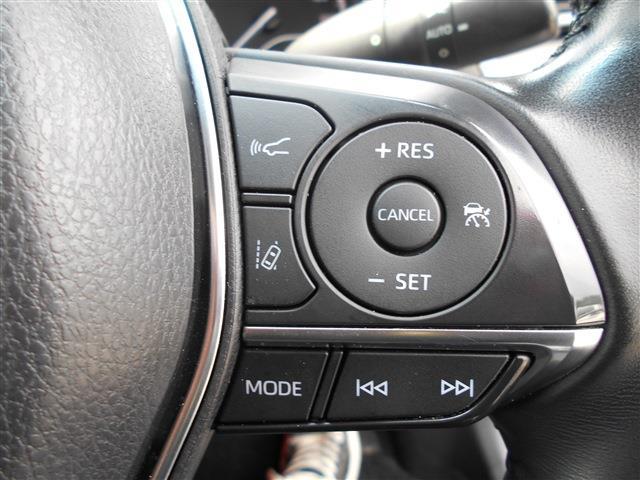 Toyota CAMRY 2020-08 7795439-15