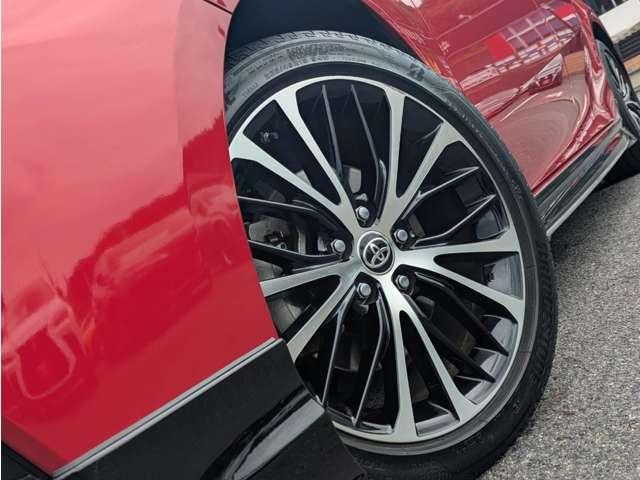 Toyota CAMRY 2020-02 7795673-17