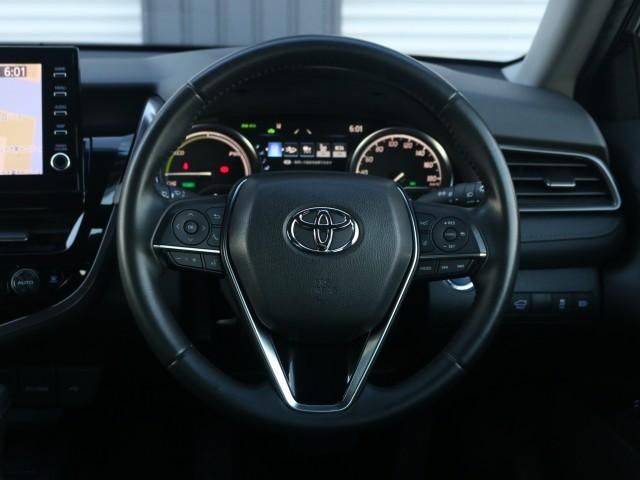 Toyota CAMRY 2021-03 7796282-17