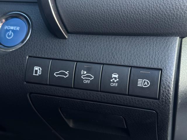 Toyota CAMRY 2017-08 7798341-11