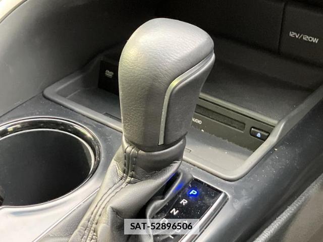 Toyota CAMRY 2020-03 7798839-16