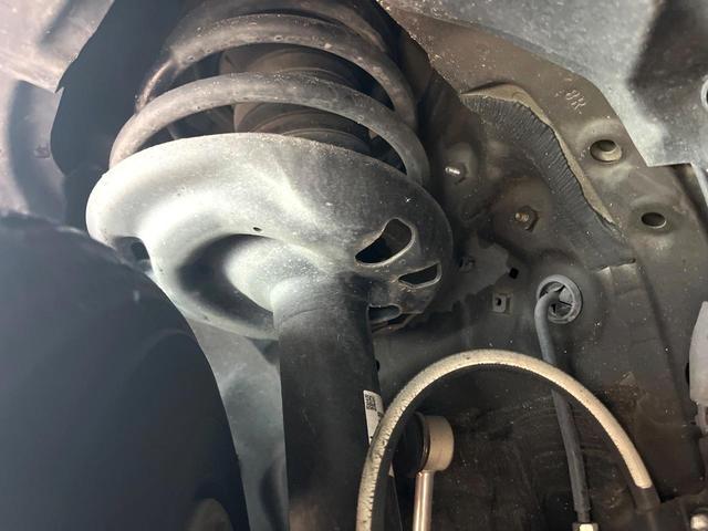 Toyota CAMRY 2017-07 7799308-19