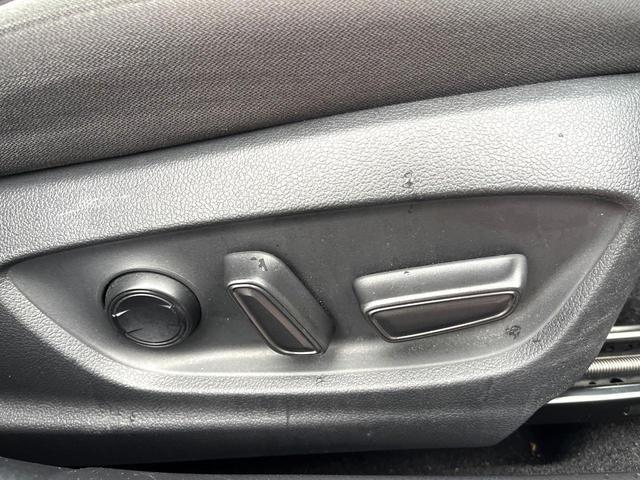 Toyota CAMRY 2017-07 7799308-4