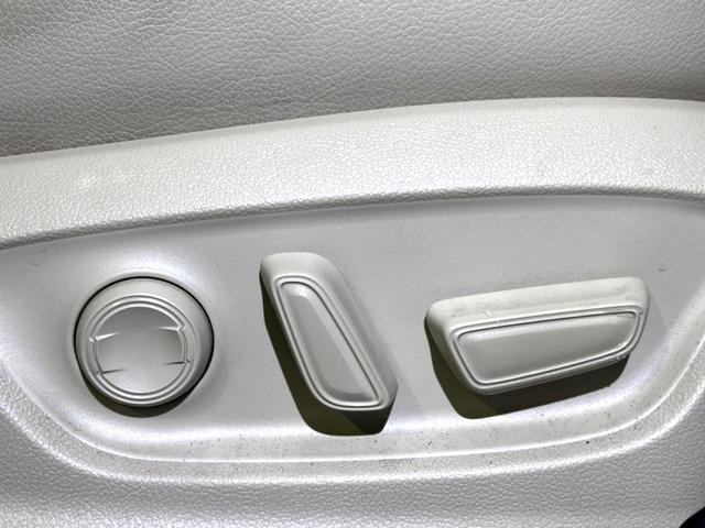Toyota CAMRY 2018-03 7799539-9