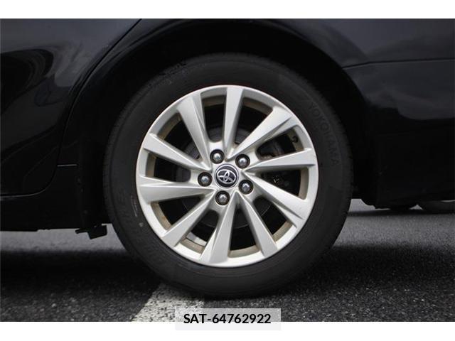 Toyota CAMRY 2021-06 7809363-16