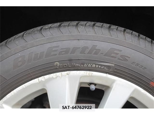 Toyota CAMRY 2021-06 7809363-18