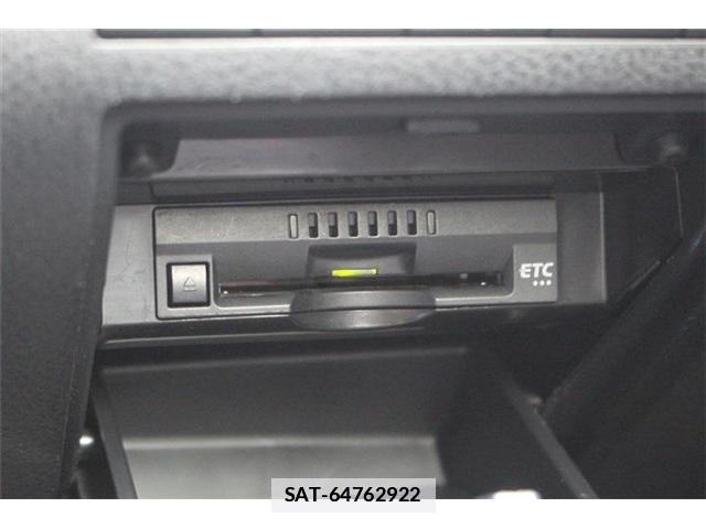 Toyota CAMRY 2021-06 7809363-5