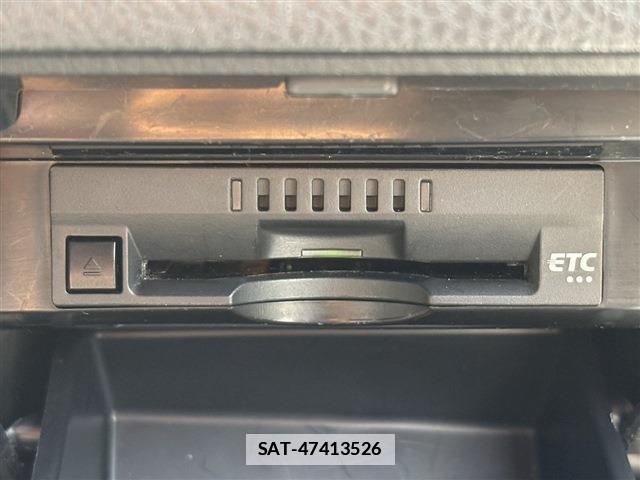 Toyota CAMRY 2021-10 7809403-4
