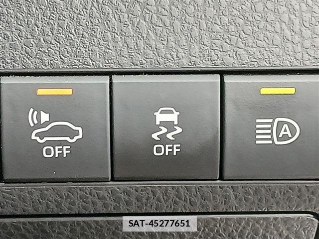 Toyota CAMRY 2019-01 7809410-5
