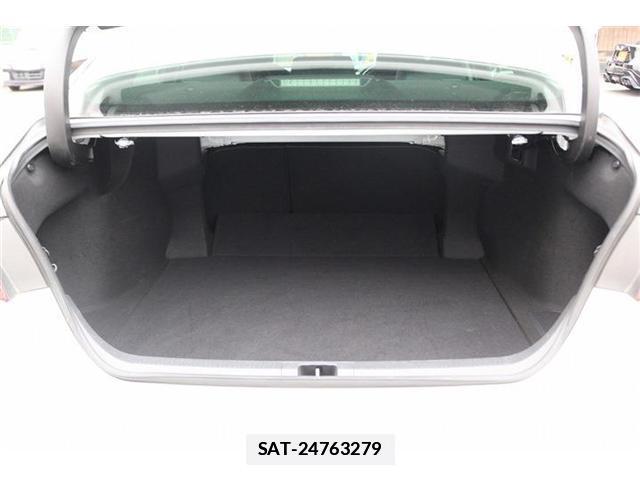 Toyota CAMRY 2019-06 7809423-16