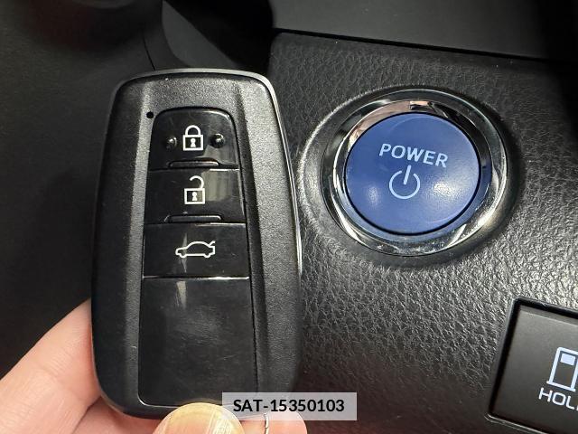 Toyota CAMRY 2020-11 7810161-8